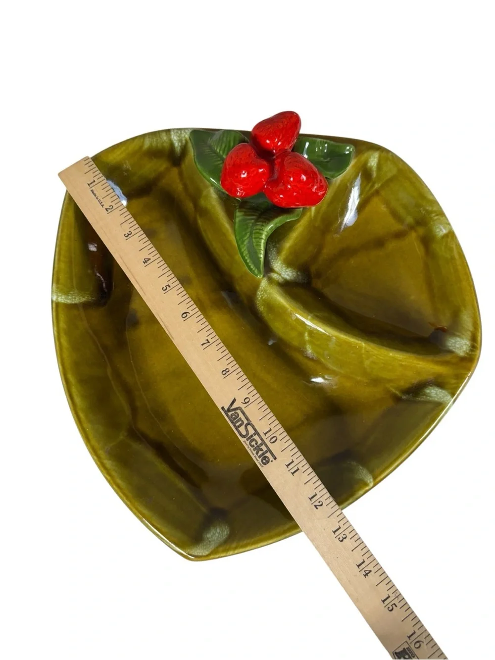 N/A ceramic serving